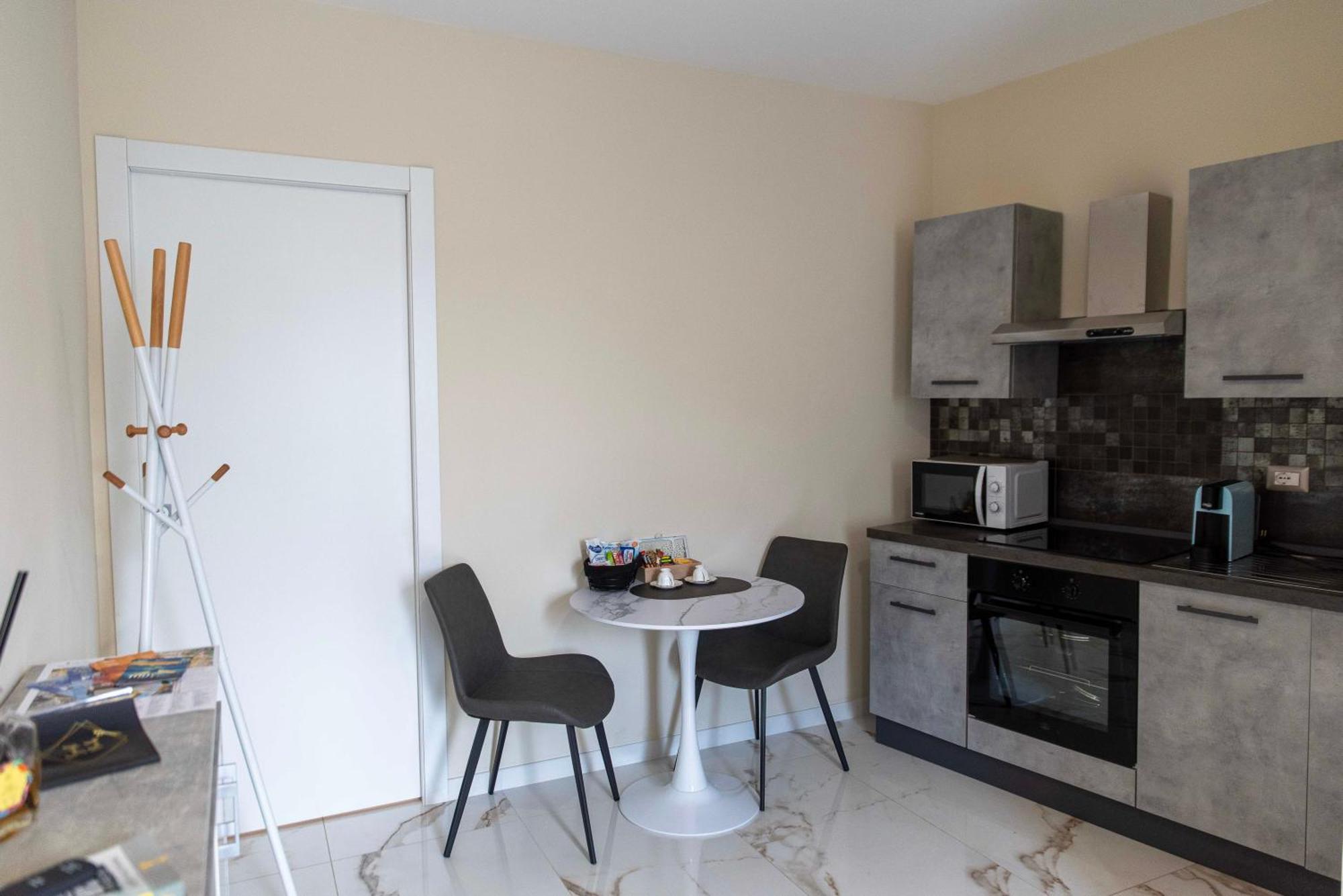 Apartamento Casa Di Zina Verona Exterior foto